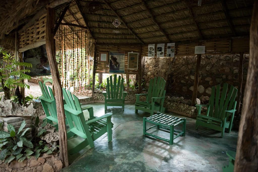 Hostal Dona Chava Pedernales Luaran gambar