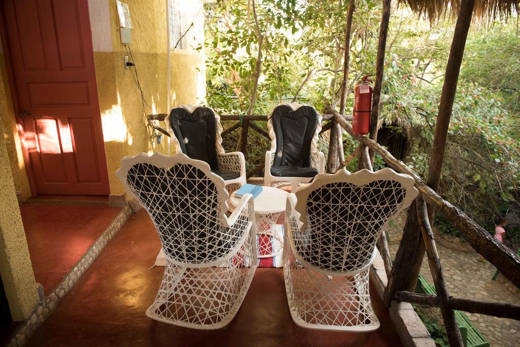 Hostal Dona Chava Pedernales Luaran gambar
