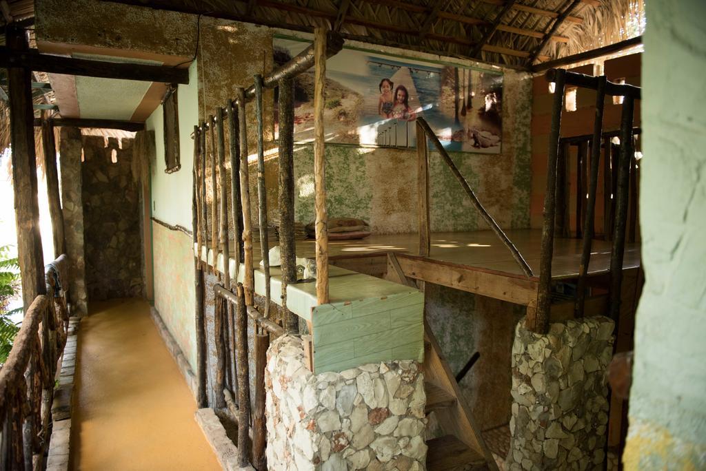 Hostal Dona Chava Pedernales Luaran gambar