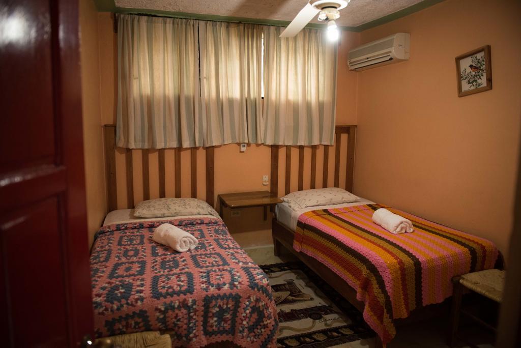 Hostal Dona Chava Pedernales Luaran gambar